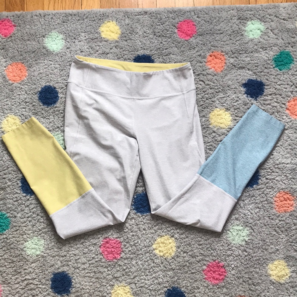 Outdoor Voices 7/8 dipped leggings